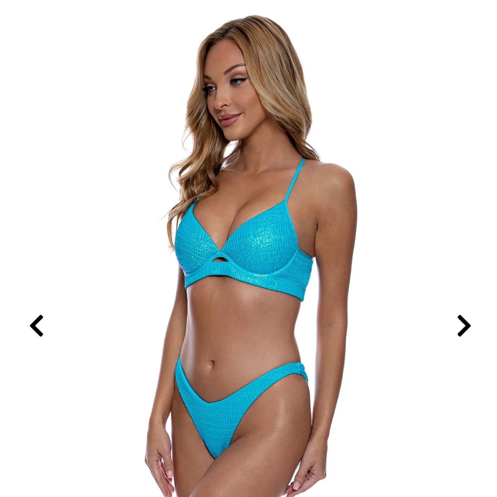 Lulifama Azure Push-up underwire top & high leg Brazilian bottoms